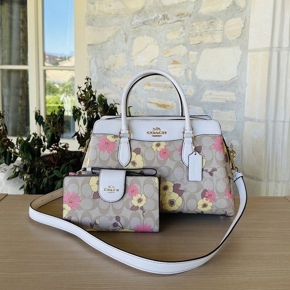 Coach Darcie Carryall In Signature & Phone Wallet Canvas Floral Cluster LT Khaki - Picture 1 of 14